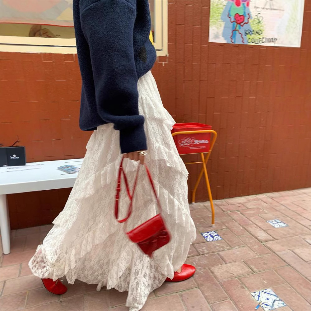 2025 New Women's Skirt Summer New Retro Twill High Waist White Lace A-line Skirt Women's Elastic Slimming Mesh Skirt New Designer Dress