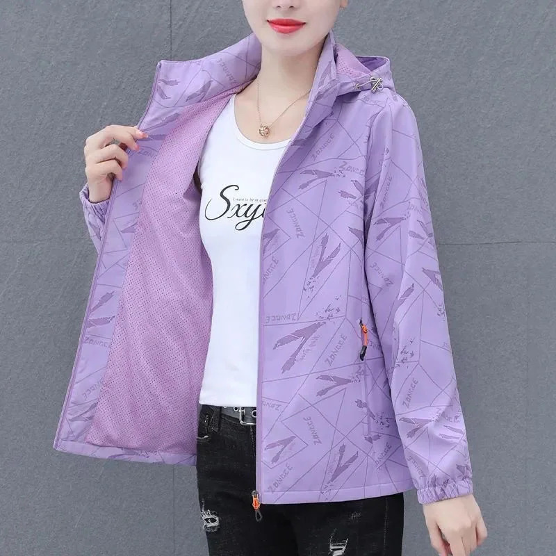 Spring Autumn Women Trench Coat Fashion Printed Waterproof Jacket Casual Women Mountaineering Hooded Coat Famale Windbreaker 250708