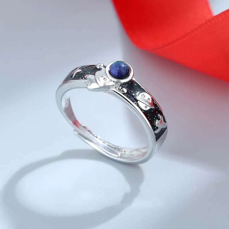2Pcs Astronaut Planet Couple Rings for Women Men Cute Sliver Color Star Moon Adjustable Finger Romantic Lovers Jewelry 250704