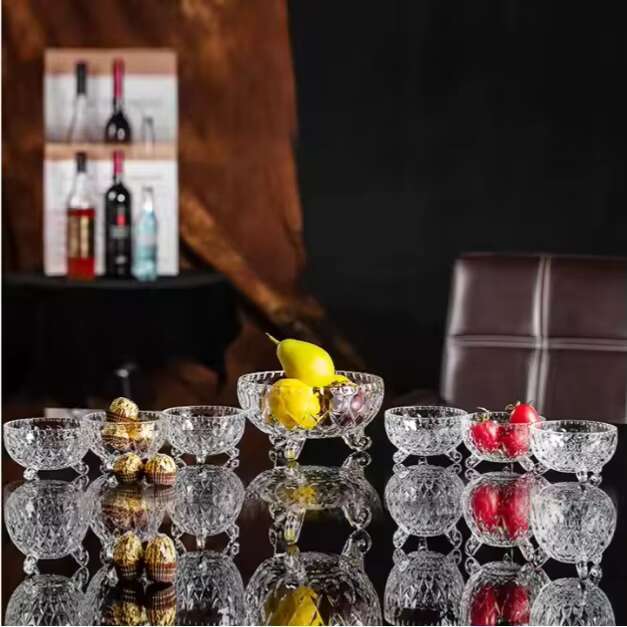 High Performance Small Vacuum Glass Jar Set Cute Cookie Fruit Snacks Buffet Candy Gridding Bowl Premium Dishwasher Safe Party