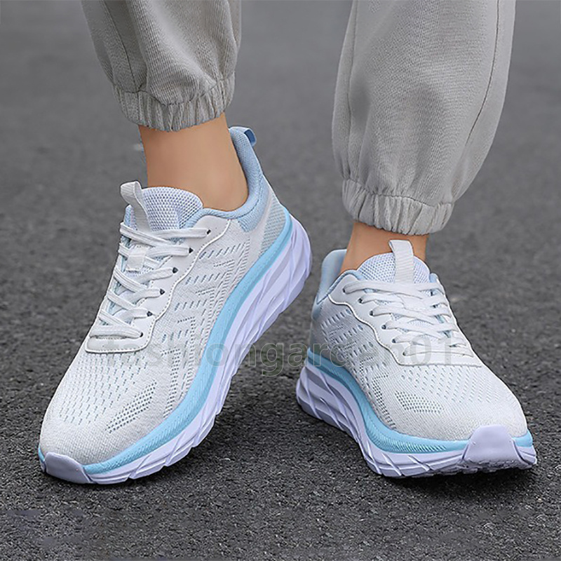 2025 Lightweight trainers running shoes sneakers Fashion Mesh breathable mens shoes Comfort Durable soft-soled outdoor Recreation male sneaker