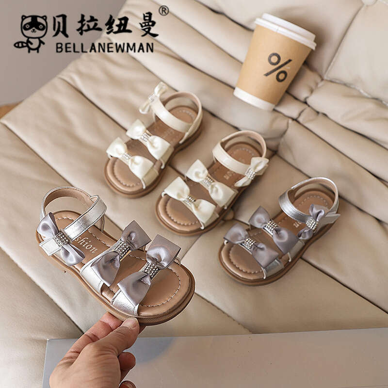 Girls' Fashion Bowknot Princess Sandals 2025 Summer New Children's Soft Sole Open-Toe Beach Shoes