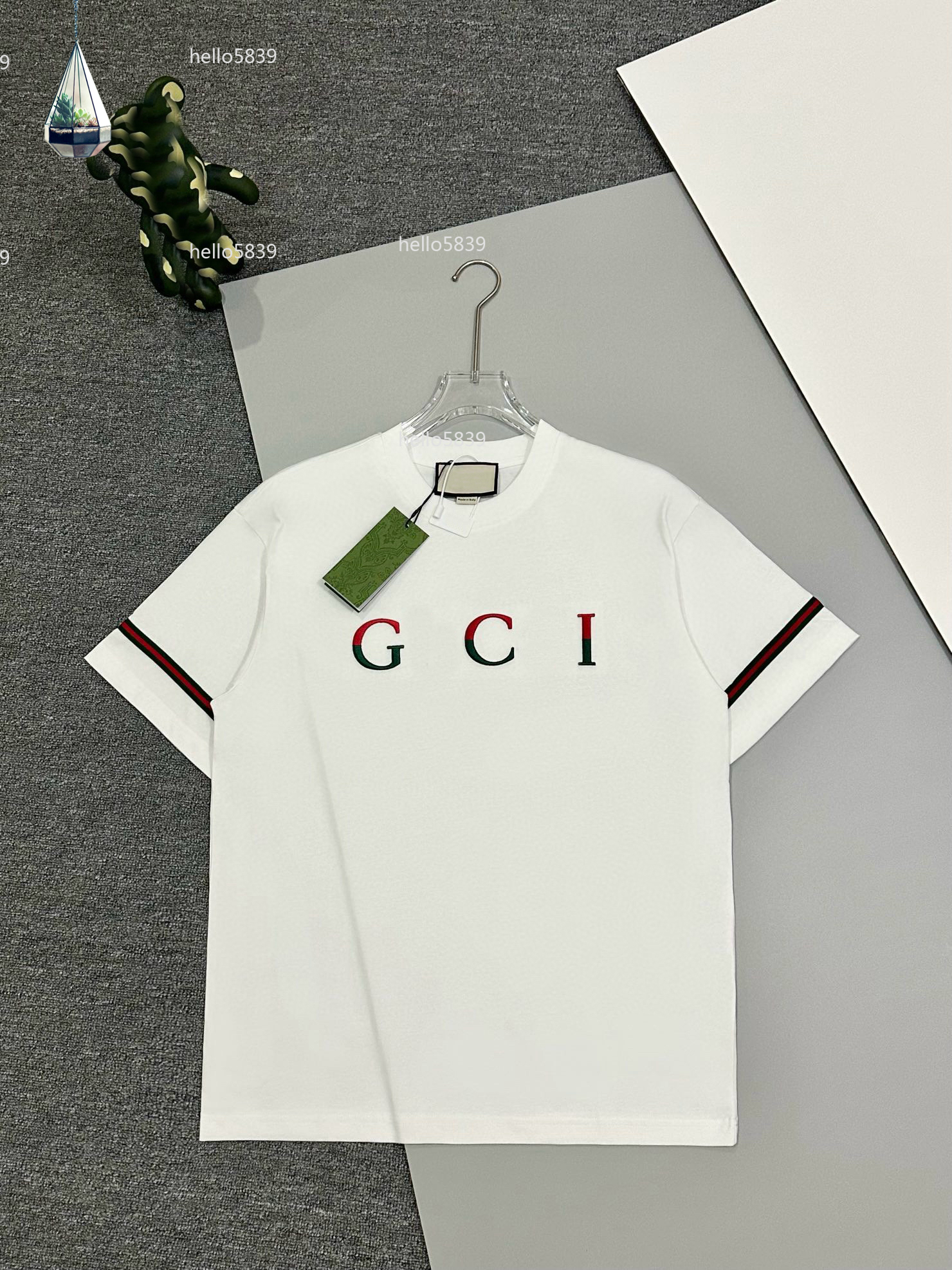 2025 Tees Mens Designers T Shirt Man Womens tshirts With Letters Print Short Sleeves Summer Shirts Men Loose Tees Asian size S-XXXL hx2371