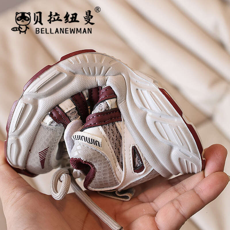 Girls' Thick-Soled Lightweight Fashion Sneakers 2025 Spring and Autumn New Korean Style Children's Internet Celebrity Dad Shoes for Big Kids