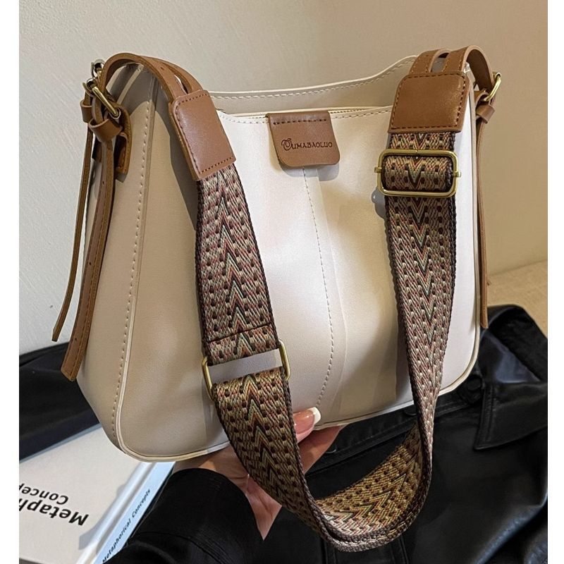 leisure Women s new casual shoulder bag multifunctional broadband crossbody bag designer bag daily commuting women s handbag