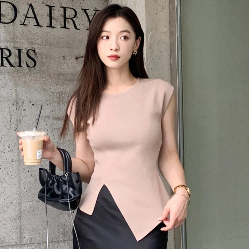 Viscose High Stretch Crewneck Slim Fit Ribbed Women Top SpringSummer Asymmetrical Hem Chic Tshirt Office Casual Knit Blouse 250708
