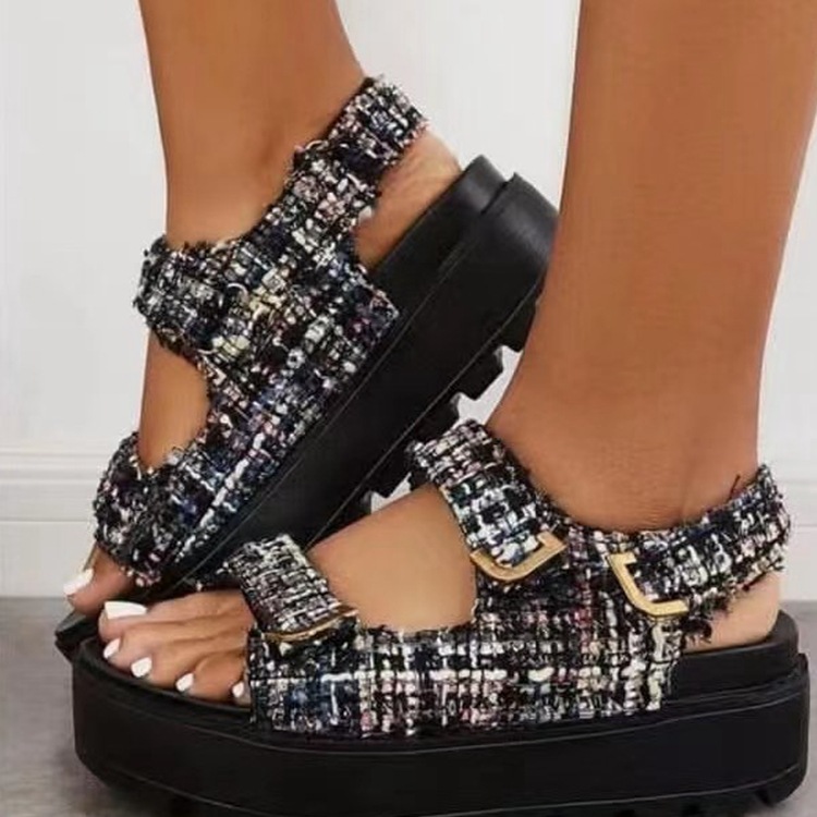 Free shipping designer plus size platform sandals womens summer new fashion buckle flat-soled sandals are suitable for wearing