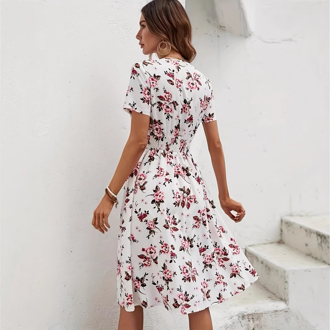 2025 New women's dress new short sleeved V-neck dress elastic waist printed dress summer new printed women's dress new designer dress