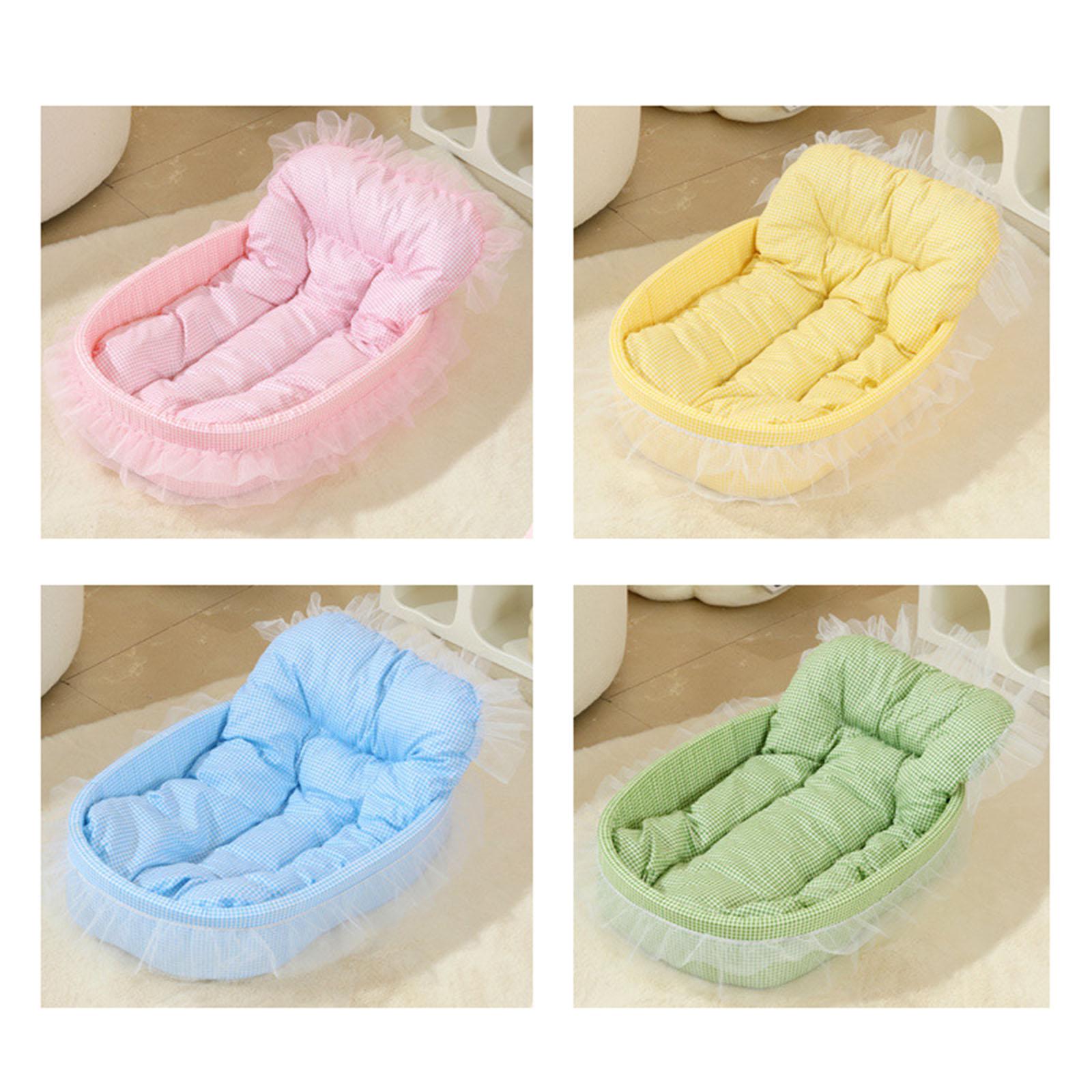 All year round universal pet bed: reversible mats for winter and summer, decorated with cute ruffles