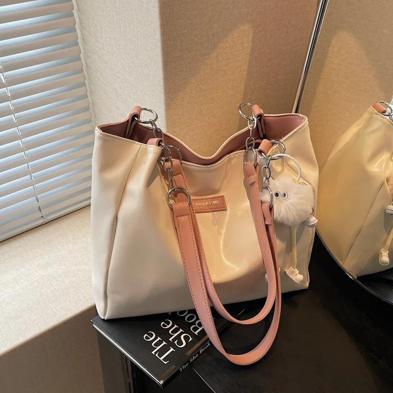 Trendy Large Tote Bag for Women Fashionable Spacious Shopper Cute Work School College Bag Stylish Casual Purse 250704