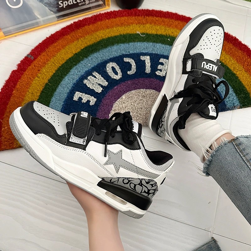 Free Shipping Designer fashion Casual shoes flat sneakers lows skateboard shoe Multi color Glow Active comfortable and Breathable for mens womens outd