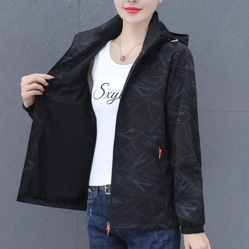 Spring Autumn Women Trench Coat Fashion Printed Waterproof Jacket Casual Women Mountaineering Hooded Coat Famale Windbreaker 250708