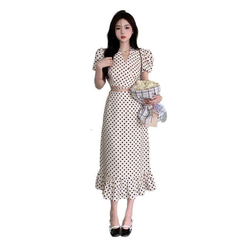 Summer New Trendy Petite Slimming High-End Bubble Sleeve Polka Dot Top And Skirt Two-Piece Set B5