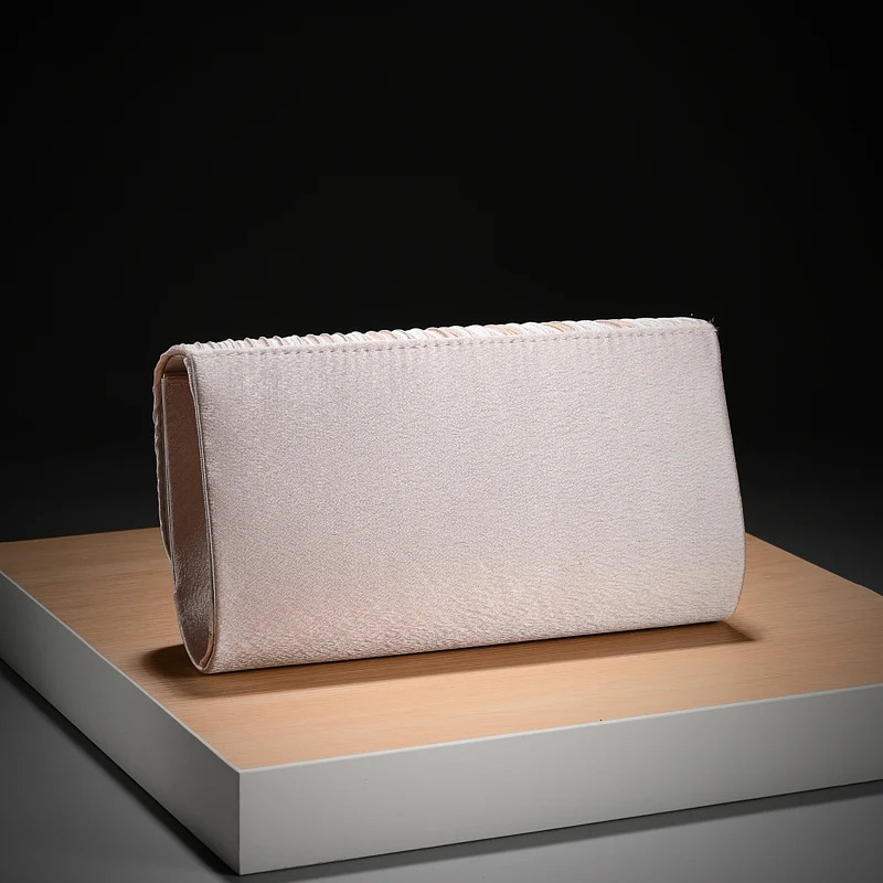 evening Bag Clasp Knitted Texture and Fashionable One Shoulder Crossbody Bag Handheld Fashion Party gift Bag 250704