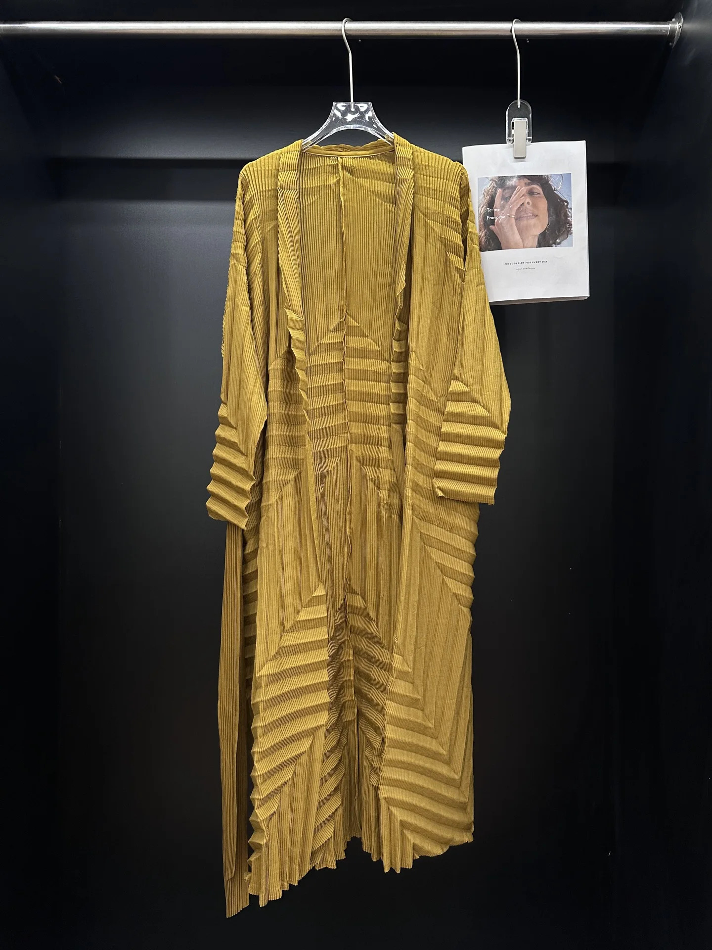 Miyake Pleated Retro Printed Trench Coat 2025 Spring and Summer Loose Temperament Versatile Jacket 250708