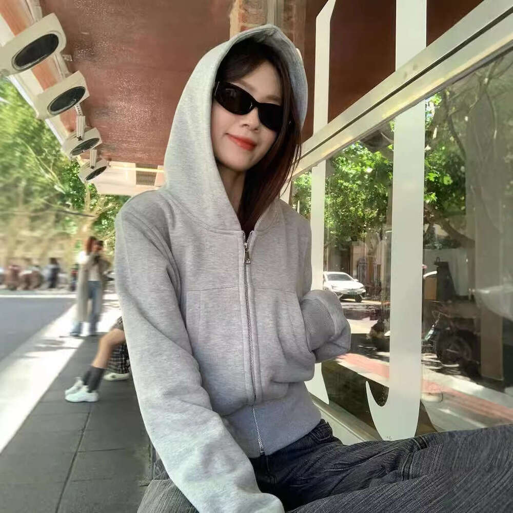 American Style Gray Hooded Sweatshirt Jacket For Women Early Autumn New Cleanfit Zipper Cardigan Short Top B5 h7