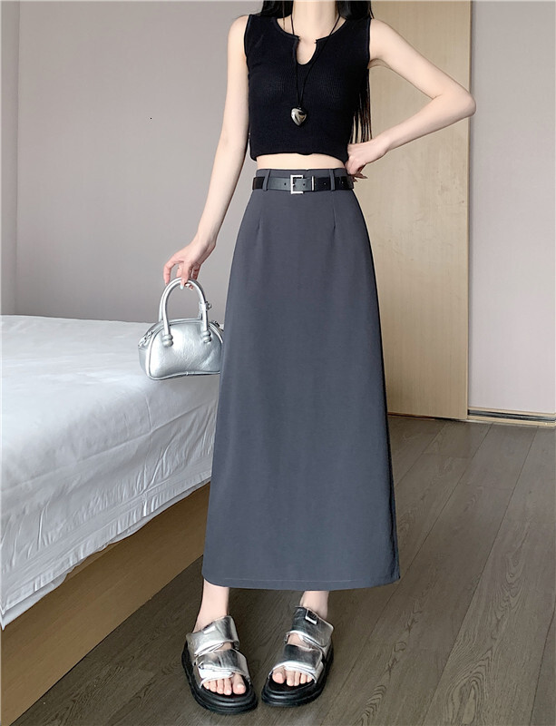 2025 New women's dress new women's niche high waist split mid length A-line skirt wholesale new high-end luxury style designer dress