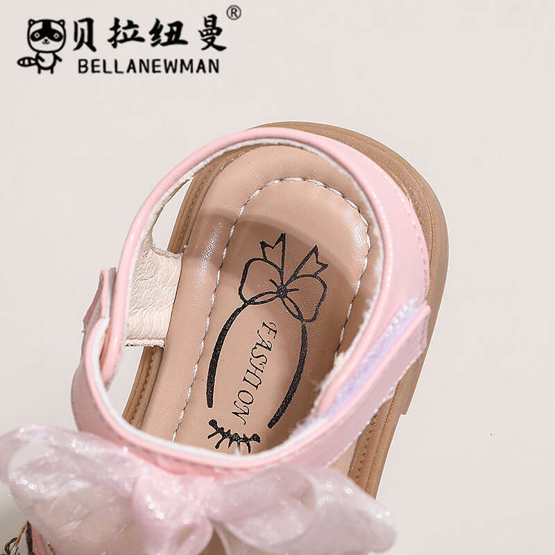 Girls Sandals 2024 Summer Fashion Princess New Children's Embroidered Small Flower Soft Sole Roman Shoes for Young and Middle-aged Children