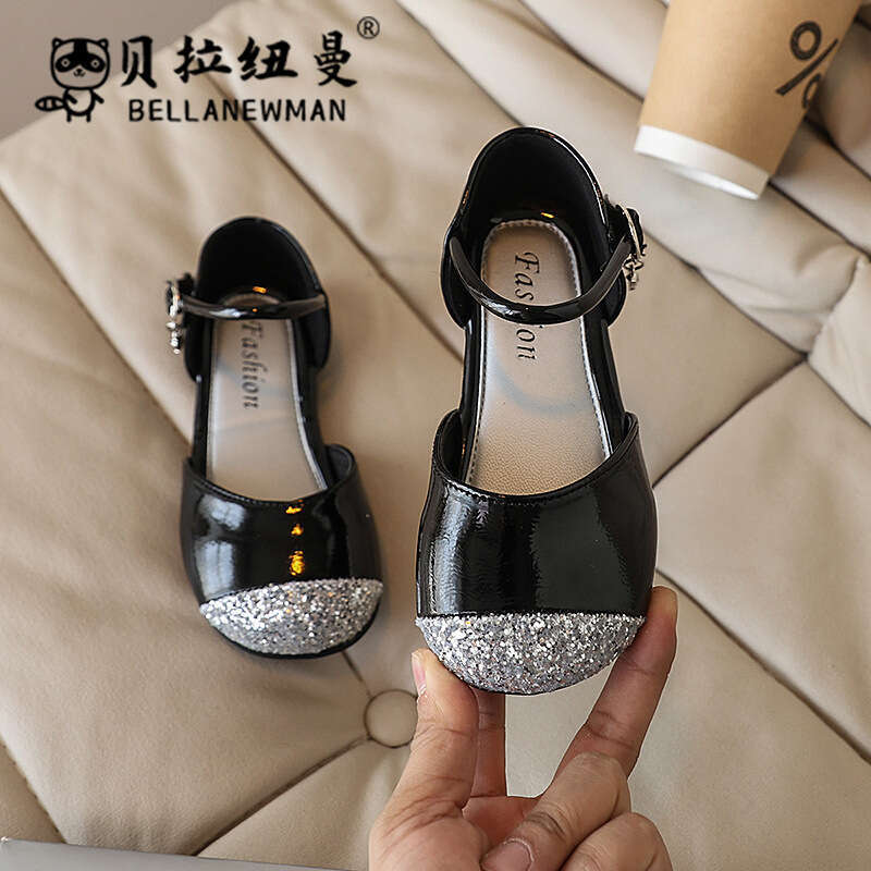 Children's 2025 Summer New Girls' Rhinestone Princess Sandals Korean Style Kids' Soft Sole Fashion Single Shoes