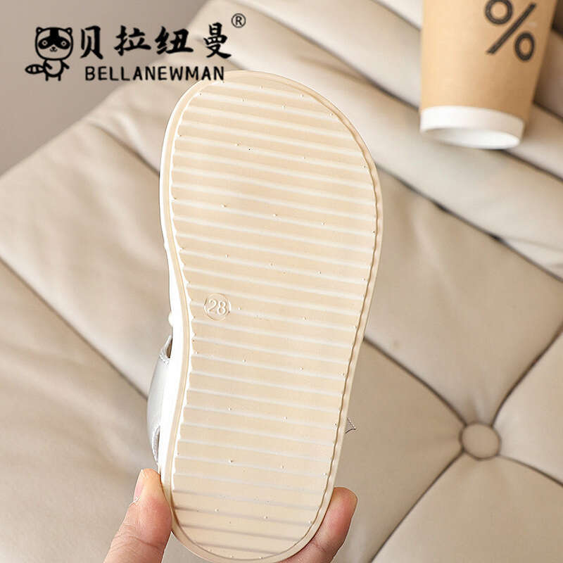 Girls' Fashion Pearl Princess Sandals 2025 Summer New Children's Silver Roman Big Kids Soft Sole Beach Shoes