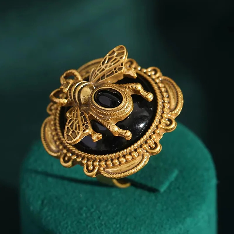 Romantic Gold Color Black Natural Stone Honey Wax Bee Rings for Women Vintage Jewelry Accessories y Girl Item Wedding 250712
