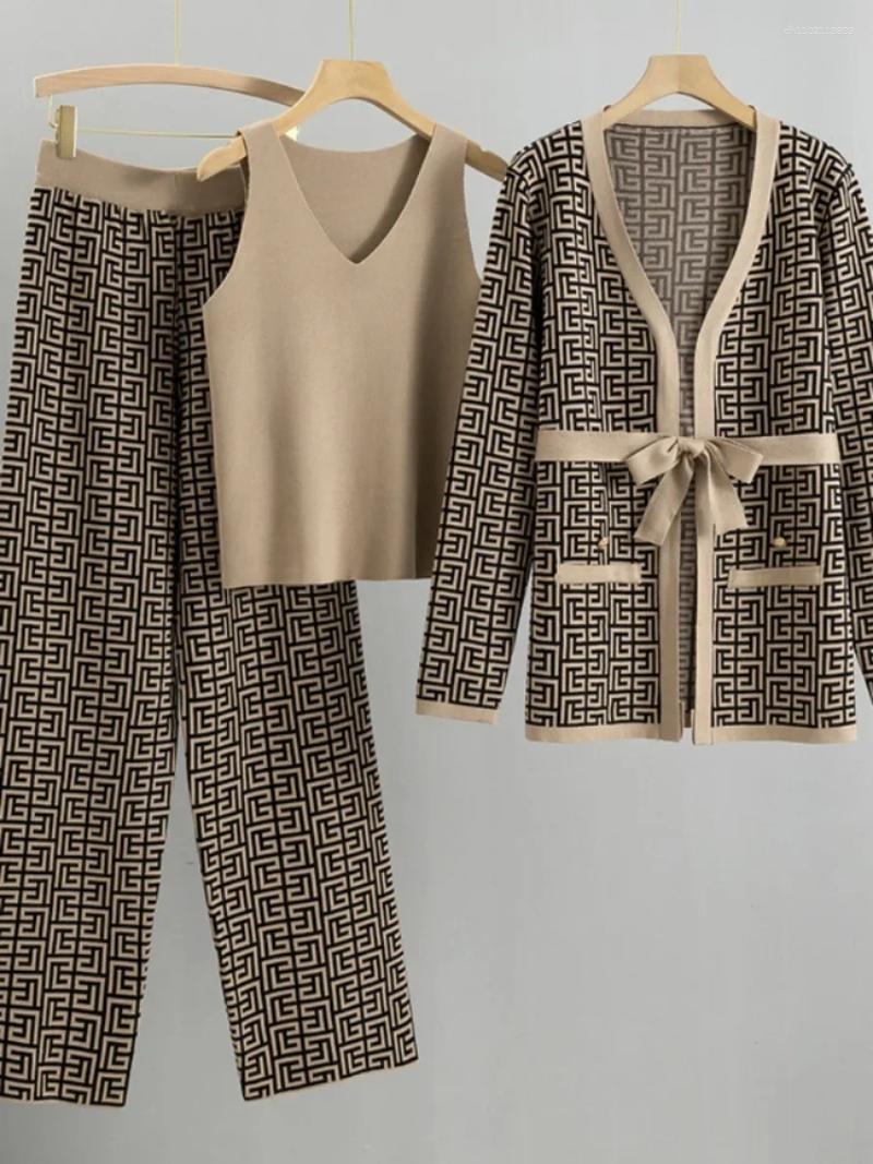 Women's Tracksuits Winter Women Knitted 3 Pieces Set Muslim Casual Thicken Jacket Sweater Coat Top Pant 3PCS Suits Warm Abaya 2025