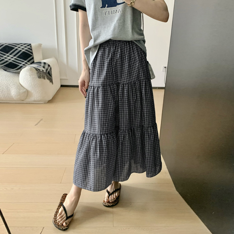 2025 New Women's Skirt Retro Lazy Style Checkered Skirt Women's Summer Loose High Waist A-line Large Bottom Casual Cake Skirt New Designer S