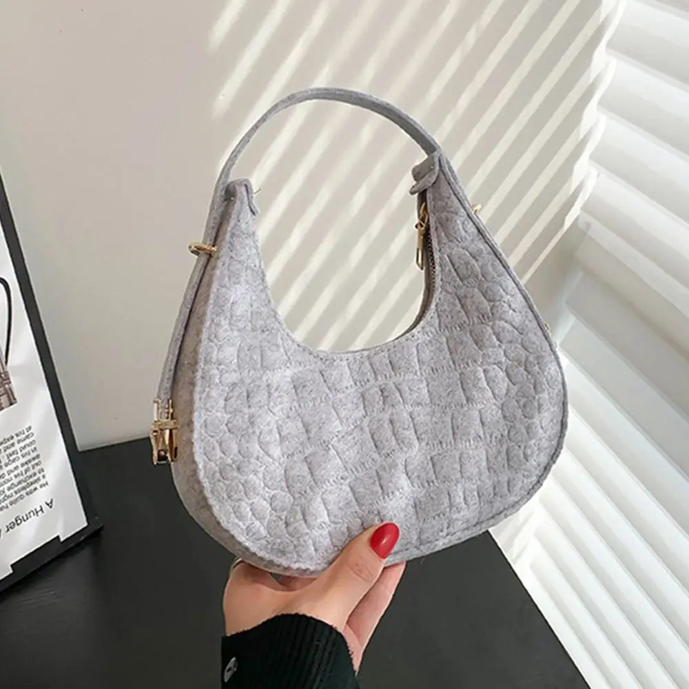 Womens Grain Underarm Bags Felt Fashion Shoulder Bag Cute Simple Handbags Female Purses 250704