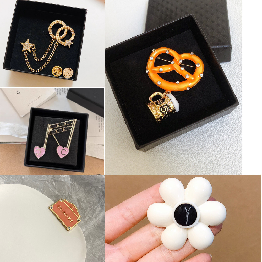 Classic Pins Designer Gold Brooch High Quality Pin for Women Pearl Brooches Party Jewelry Gift