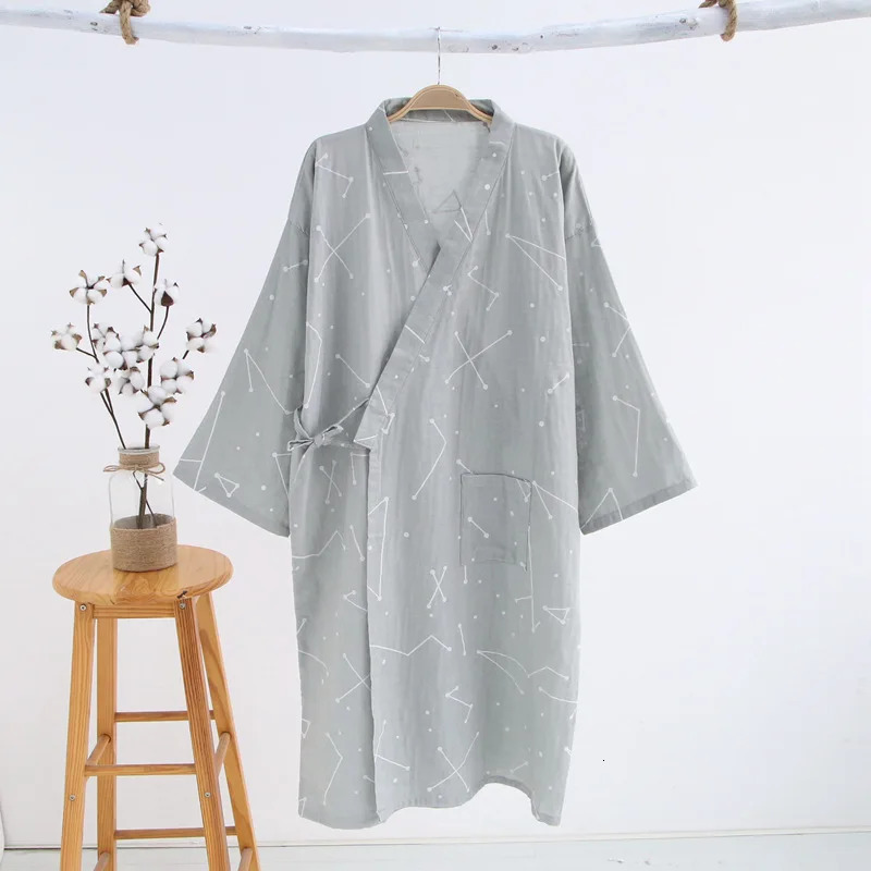 Mens 100% Cotton Gauze Cotton Robe Loose Thin Yukata Japanese Kimono Pajamas Mens Hooded Robe V-Neck Pajamas Bathrobe 250710