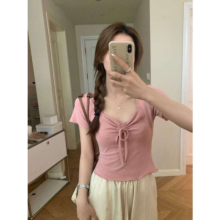 Pure Desire Style Hot Girl Square Neck Regular Shoulder Sleeve T-Shirt For Women With Unique Design Slim Fit Short Top B5
