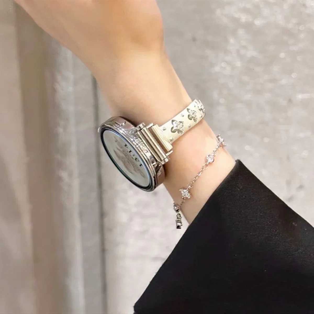 Four Leave Metal Bracelet for Galaxy Active Watch 7 6 5 4 3 42/40/44mm Slim Strap for Band 9 10 Loop Lady Y250714