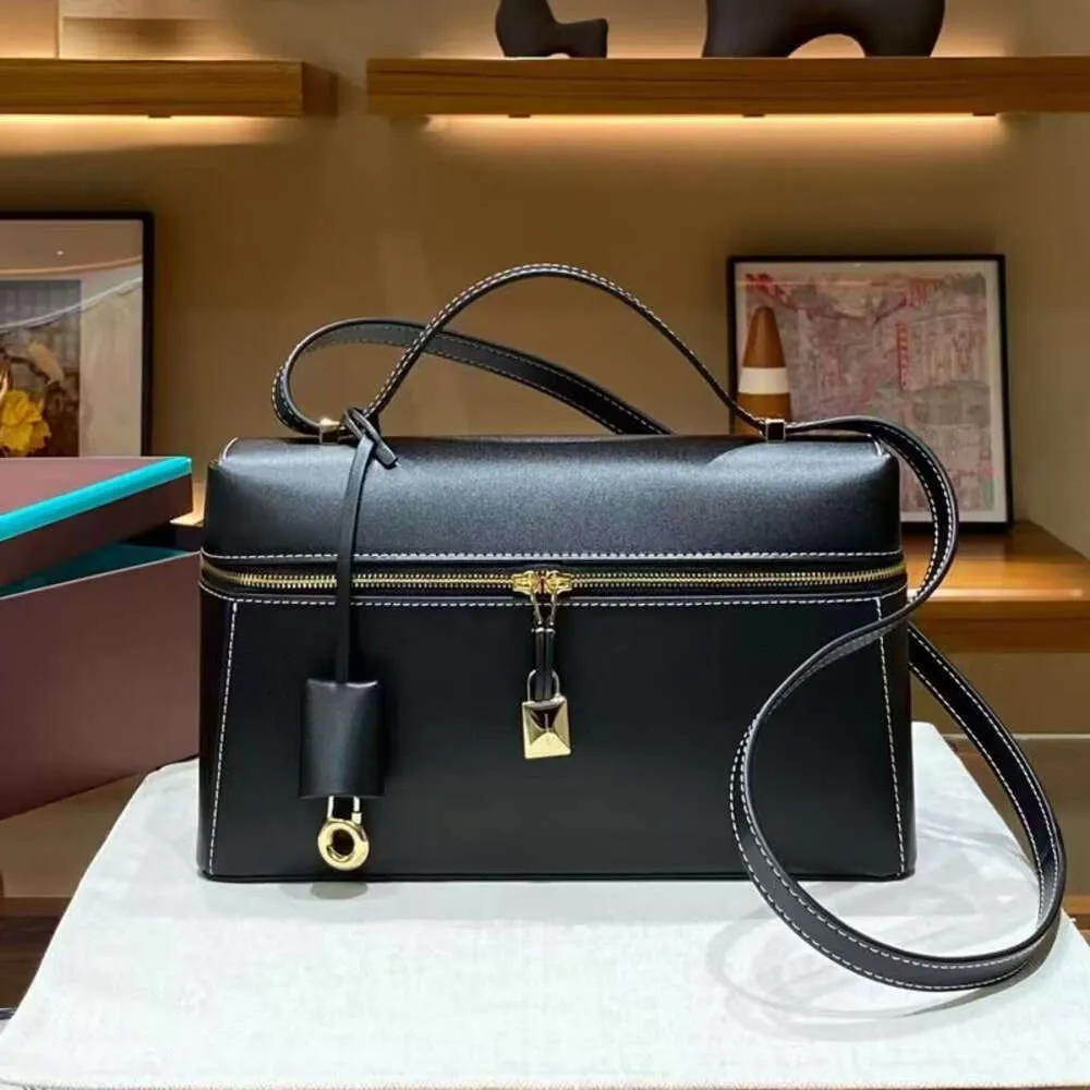 Designer Lunch Box Top L19 L27 Pouch Tote Women's Shoulder Bag Extra Pocket Leather Double Zipper Oblique Makeup Ostrich Print bags