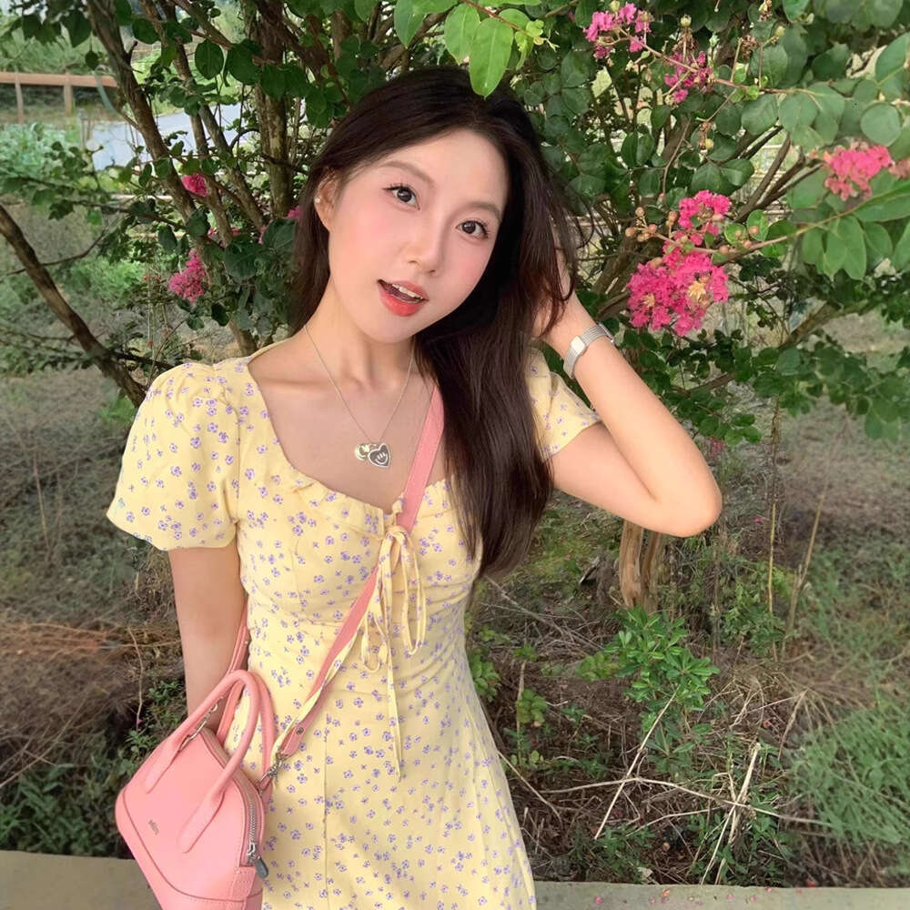 French Style Square Neck Puff Sleeve Yellow Floral Summer New Design Waist-Cinching Long Dress For Women B5