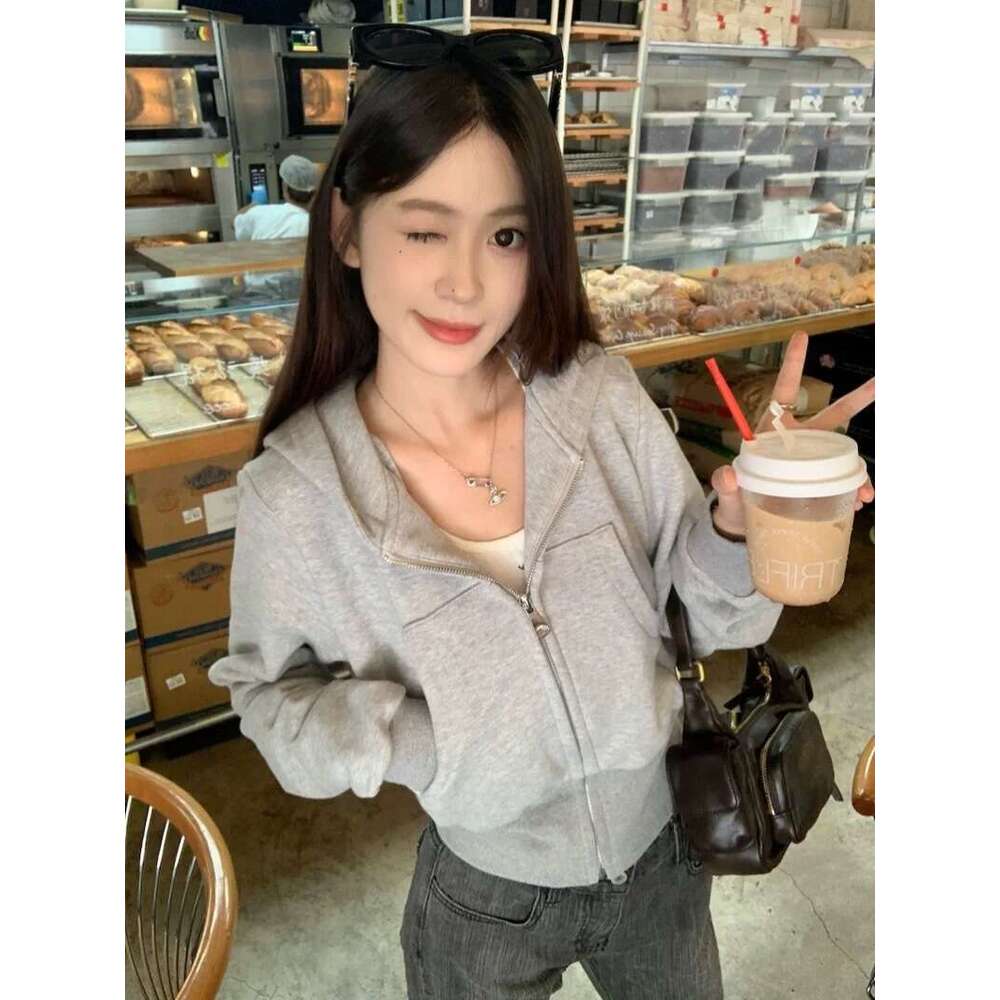 American Style Gray Hooded Sweatshirt Jacket For Women Early Autumn New Cleanfit Zipper Cardigan Short Top B5 h7