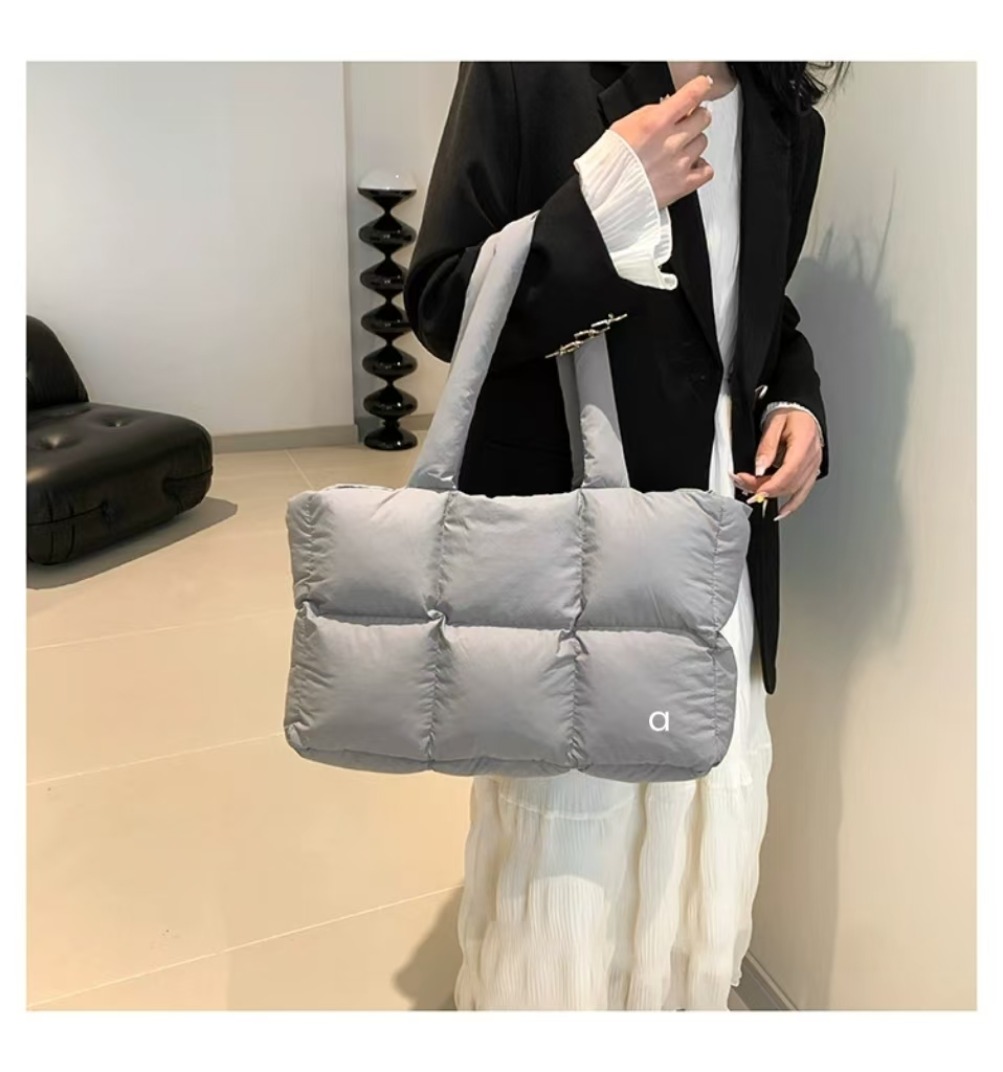 A118 Quilted Puff sport Tote Bag Women Space Down Feather Padded Space Cotton winter warm bucket Crossbody Shoulder Bags FF
