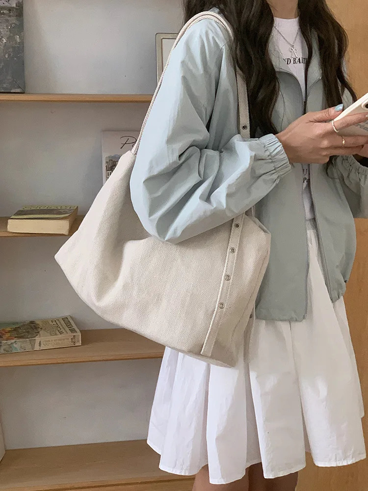 Trendy and Versatile Lazy Style Large-Capacity Canvas Tote Bag College Student Class Bag Shoulder Crossbody Bag 250704