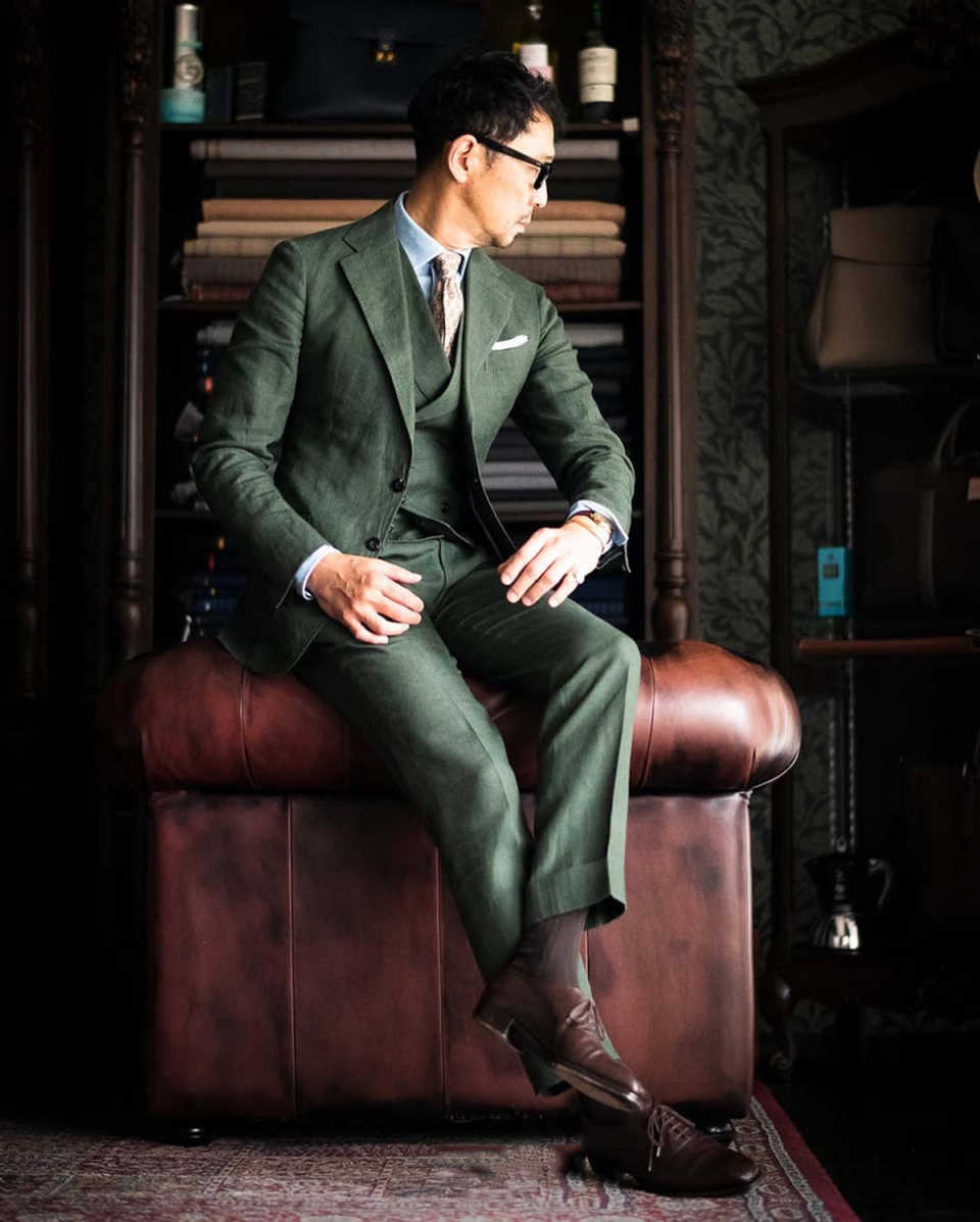 Green 3 Pieces Customized Men Suits Notched Lapel Single Button Jacket Blazers Classic Slim Evening Party Show Wear