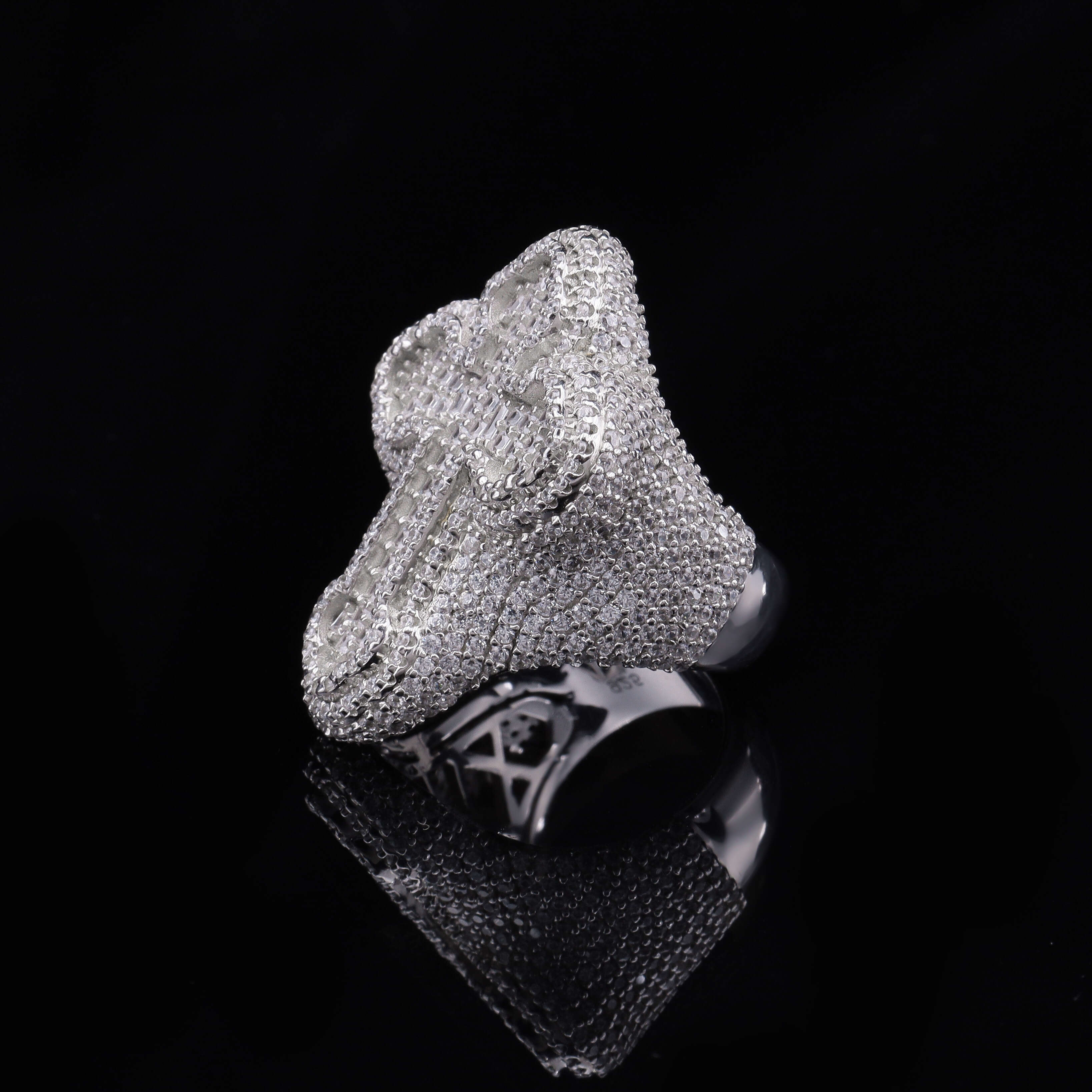 Hip Hop Fashion Style High Quality Vvs D Color Moissanite Baguette Men Diamond Rings S925 Silver Iced Out Cross Hip Hop Ring