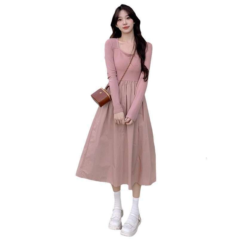 Autumn New Style Slightly Plump MM Tea Break French Chic Waist-Slimming Square Neck Hepburn Little Black Dress B5
