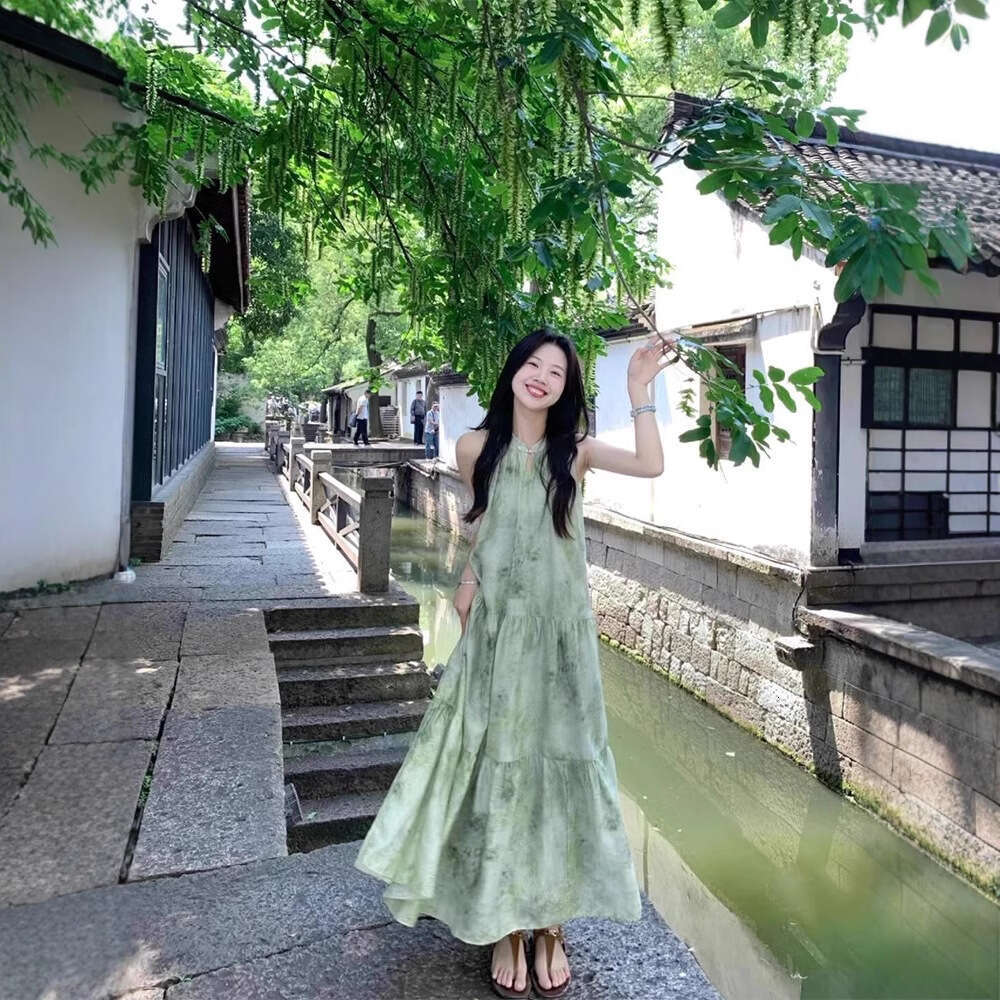 Chinese National Style Green Halter Neck For Women Summer New Sleeveless Loose Tea Break Long Dress B5