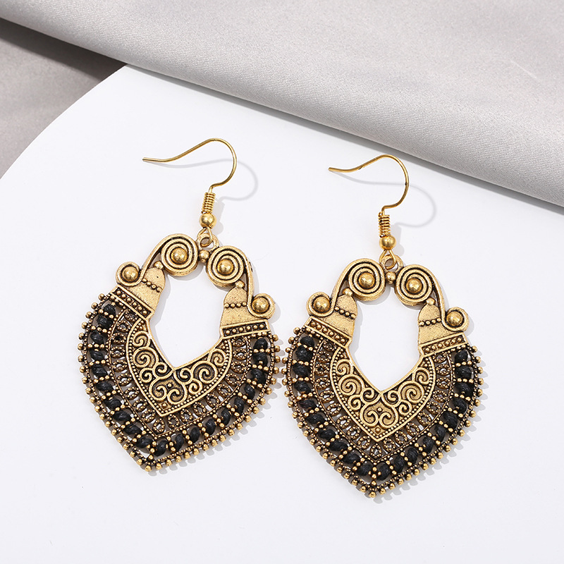 New Ear Drops Bohemian Alloy Retro Earrings with Heart shaped Woven Wrapped Design for Elegant Look