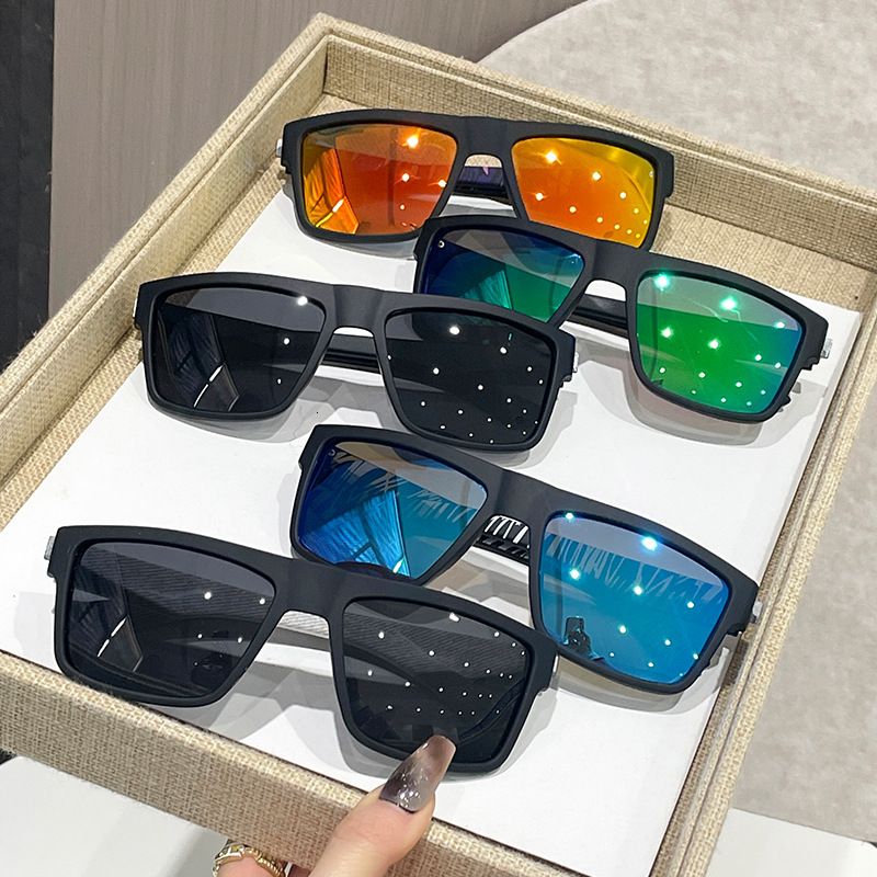 Designer's luxury glasses Premium New Men's Sunglasses Fashionable Multi-color Sunglasses Outdoor Travel Driving Polarized Sunglasses Wholes