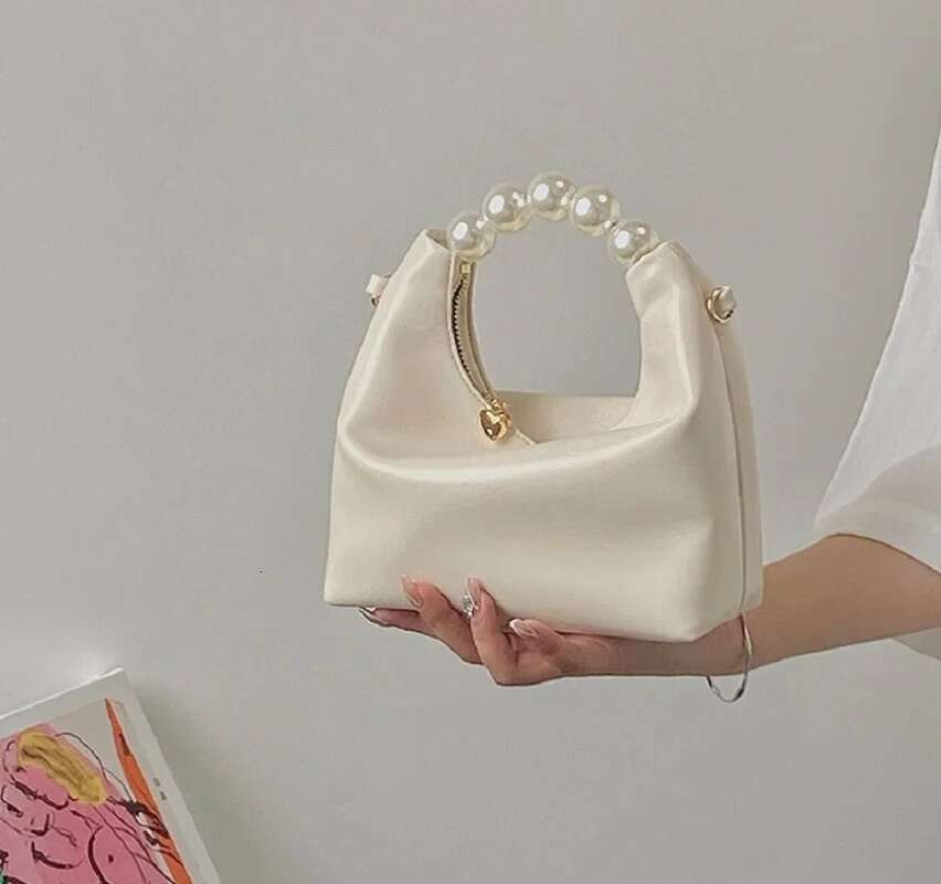 Pearl Handle Women Small Clutch Handbags Fashion Chain Female Shoulder Messenger Solid Color Ladies Hobos Tote Purse Bag