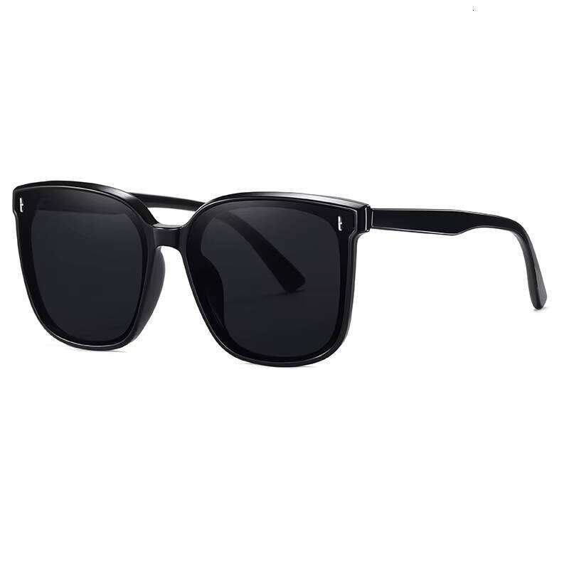 DHsunglasses Light-colored Fashion Design Unisex Sunglasses 2025