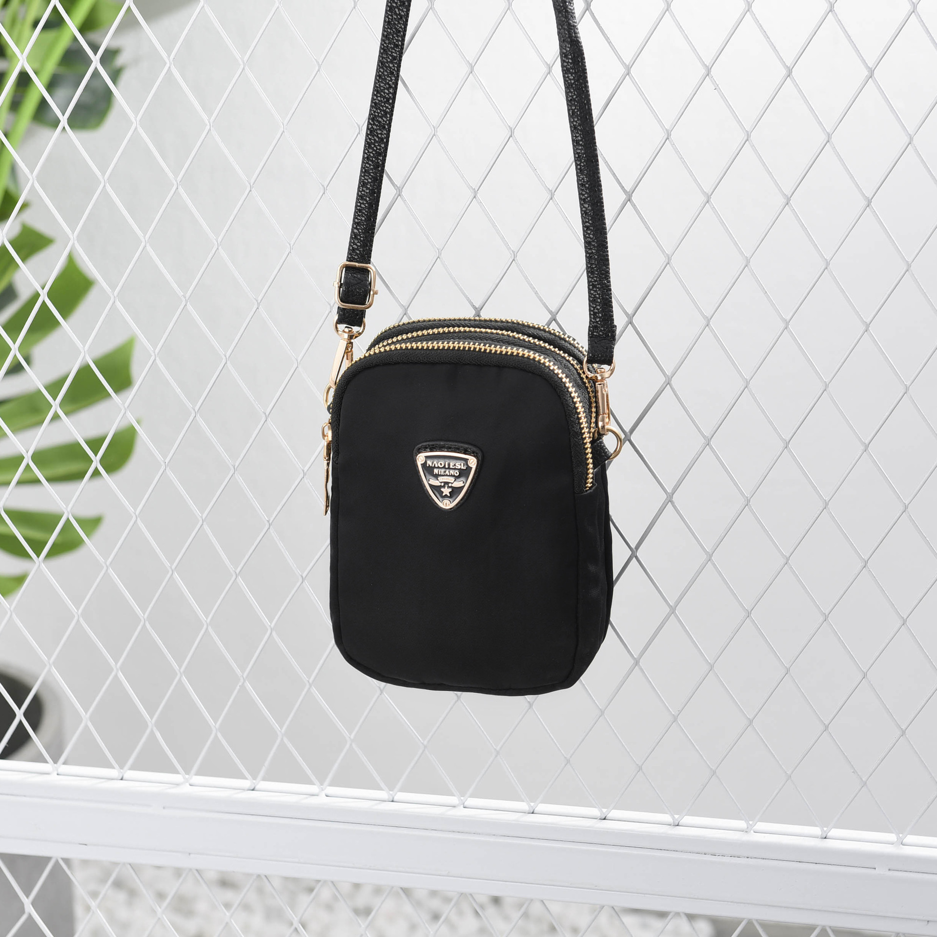 Luxury Bag 2025 New Design Small Square Bag, Vintage Retro Women Shoulder Crossbody Wallet Purse, Solid Color Free Shipping