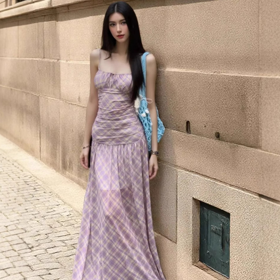 2025 New women's dress, new vest dress, summer new sexy spicy girl backless dress, slim fit plaid long dress, new designer dress
