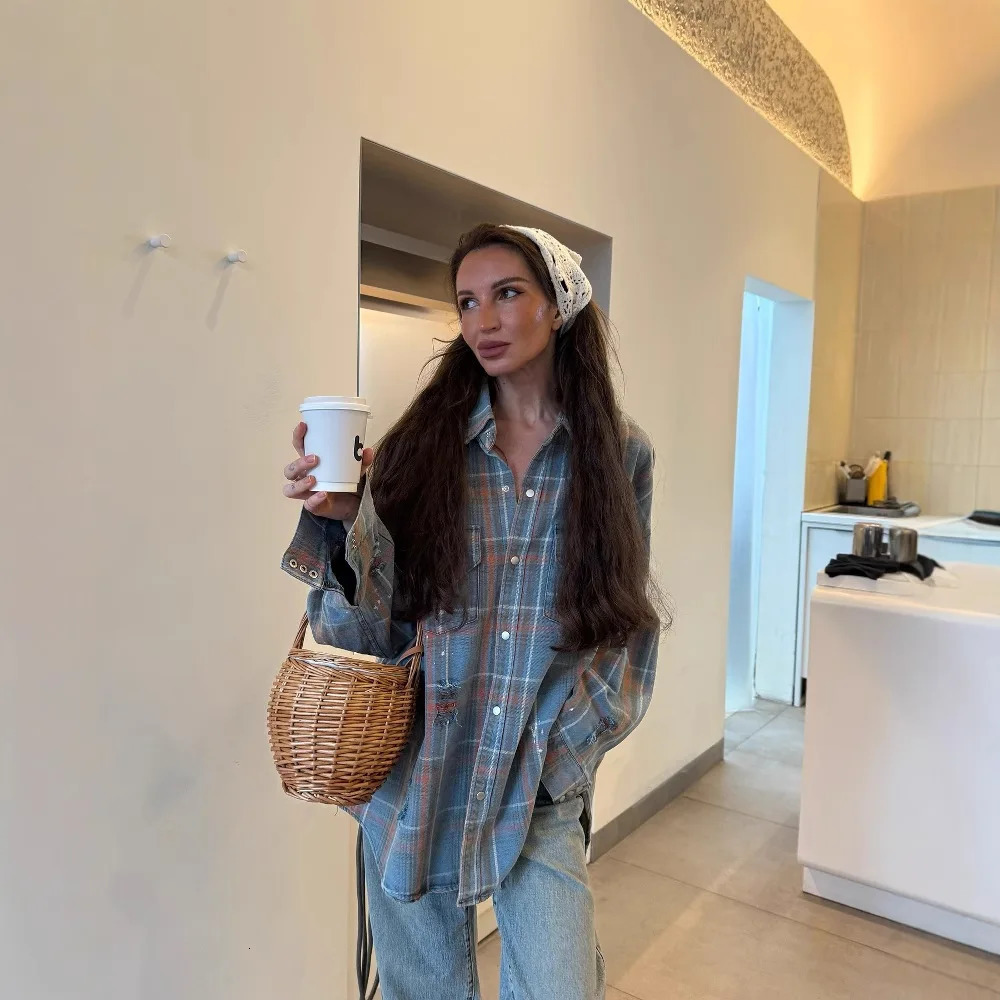 Denim Plaid Shirt Coat Womens Loose Single Breasted Turndown Collar Full Sleeve Tops 2025 Summer Ladies Fashion Streetwear 250704