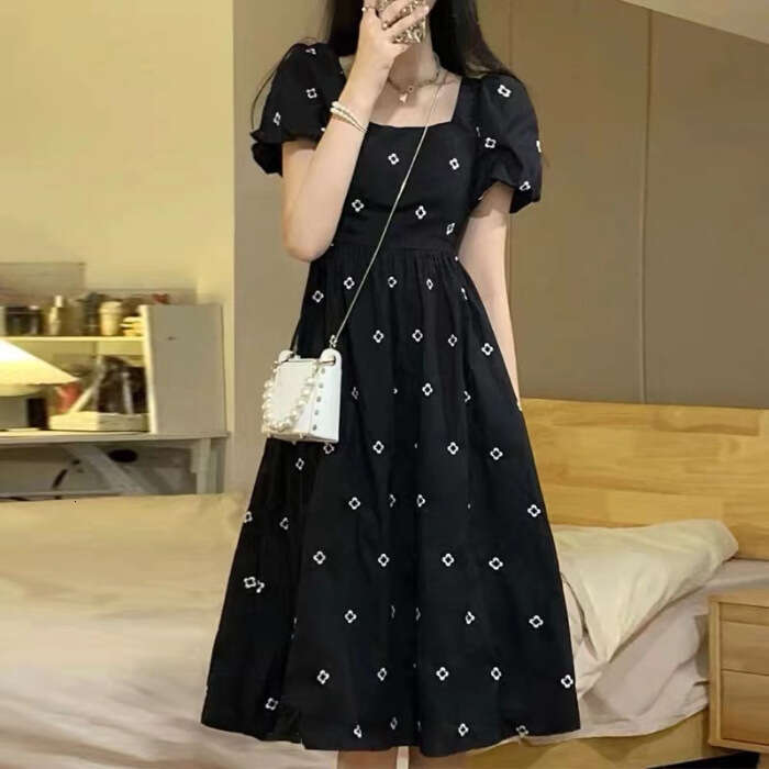 French Style Square Neck Black Floral For Women Summer New High-End Waist-Cinching Slimming Sweet Long Dress B5