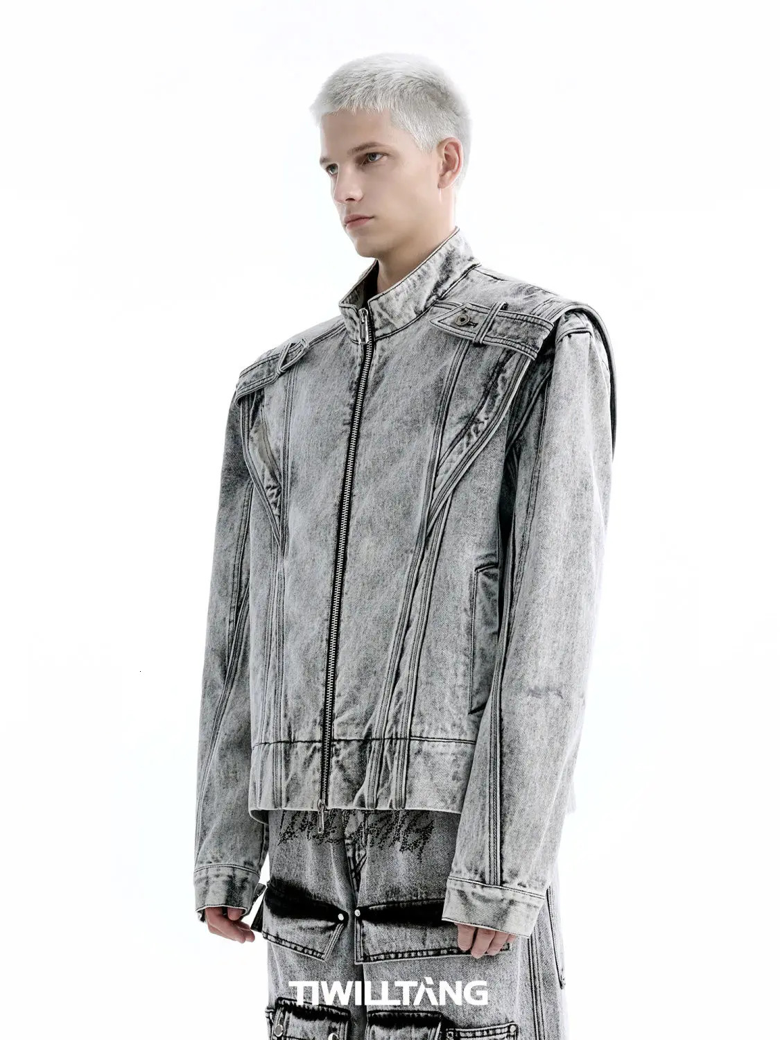 American Retro Denim Jacket Punk Streetwear Old Washing Short Spliced Denim Coat Trend Metal Round-neck Jacket Mens Top 250708